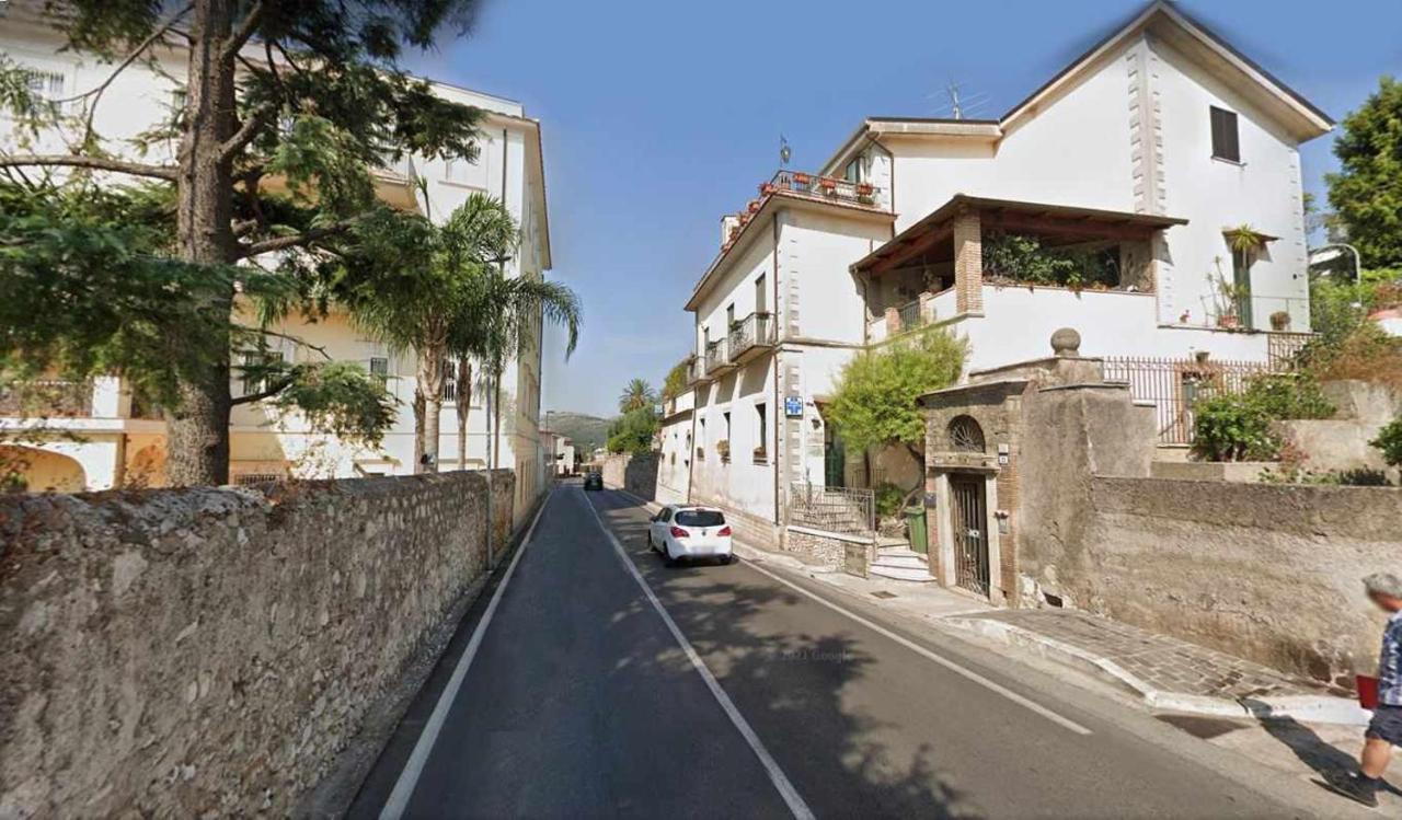 Casa Dinky Attico Con Terrazza Vista Mare Appartement Formia Buitenkant foto