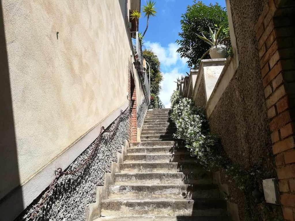 Casa Dinky Attico Con Terrazza Vista Mare Appartement Formia Buitenkant foto