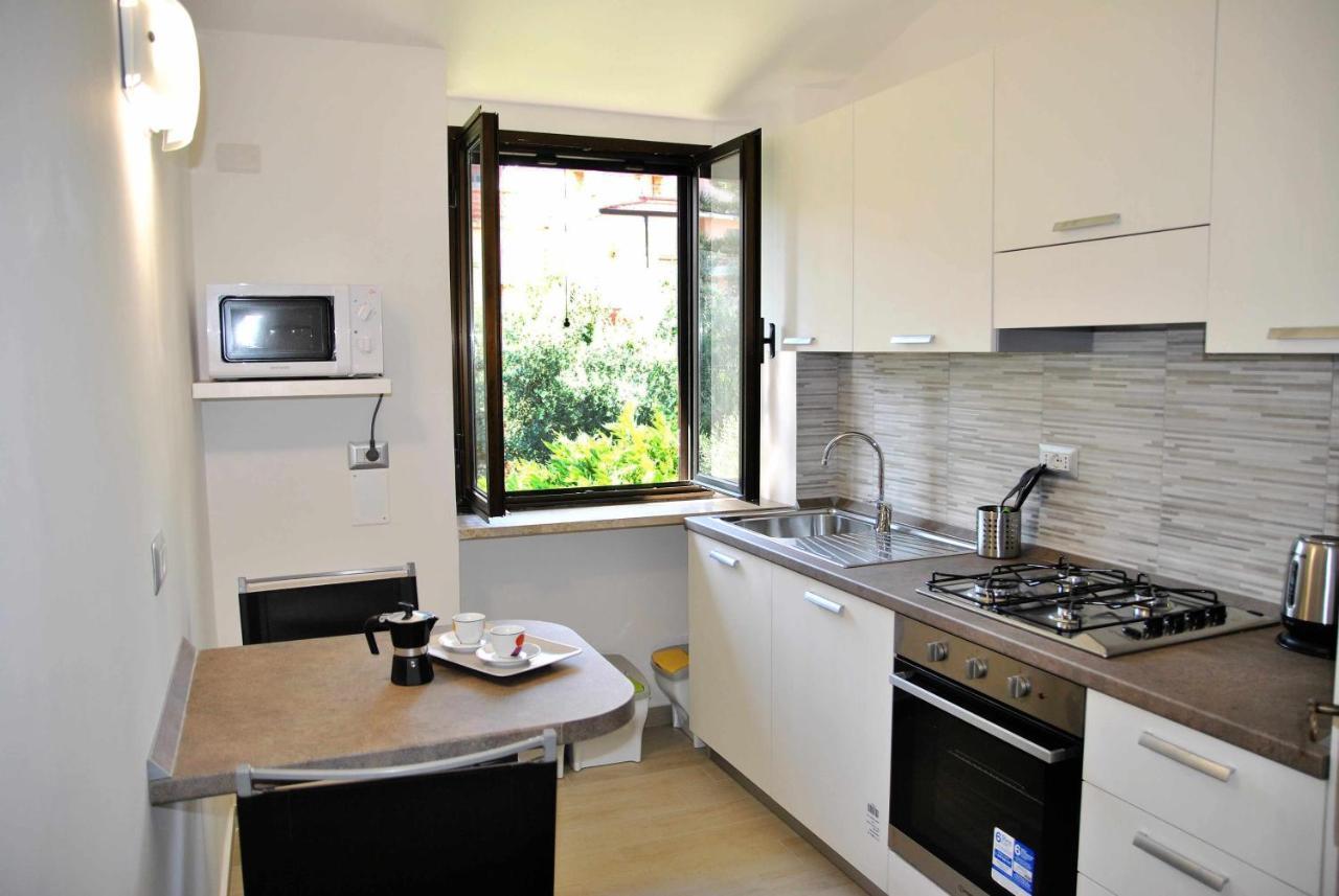 Casa Dinky Attico Con Terrazza Vista Mare Appartement Formia Buitenkant foto