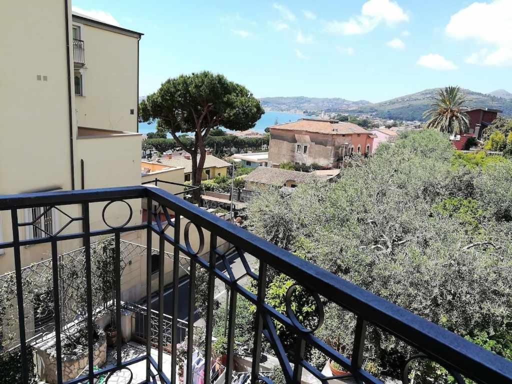 Casa Dinky Attico Con Terrazza Vista Mare Appartement Formia Buitenkant foto